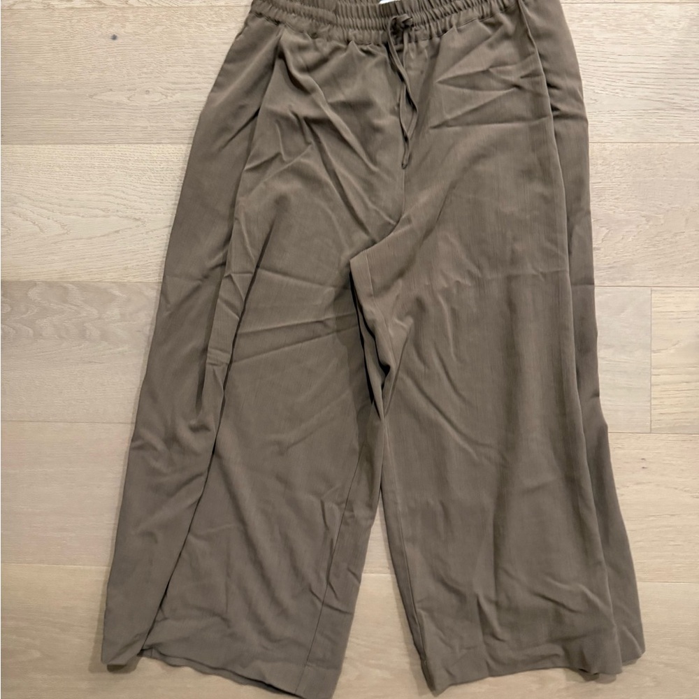 OAK + FORT Relaxed Brown Cropped Pants